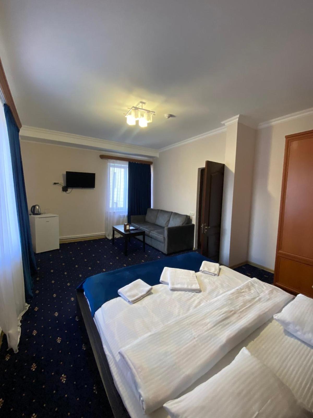 Hotel - Saya Tsaghkadzor Luaran gambar