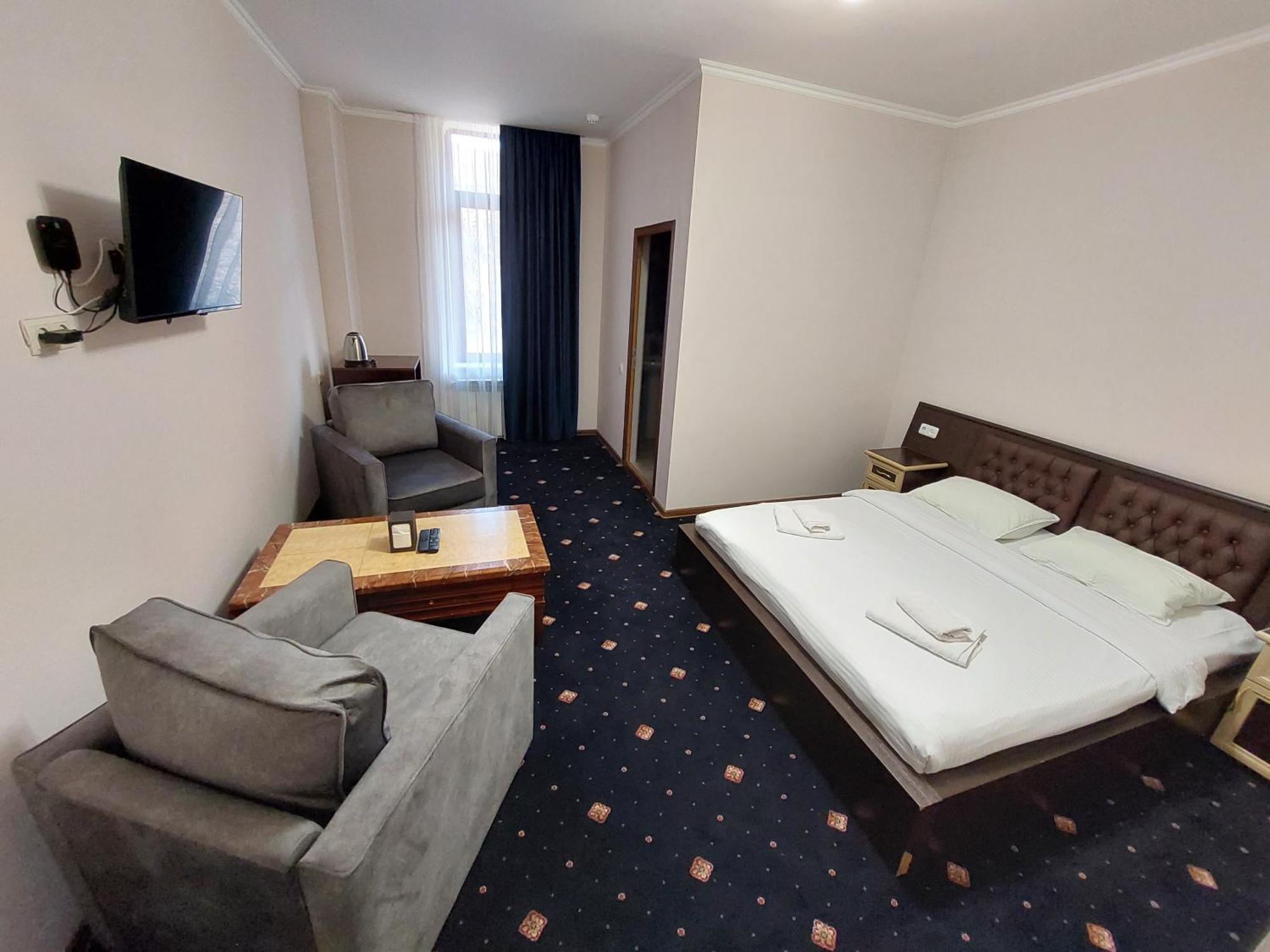 Hotel - Saya Tsaghkadzor Luaran gambar