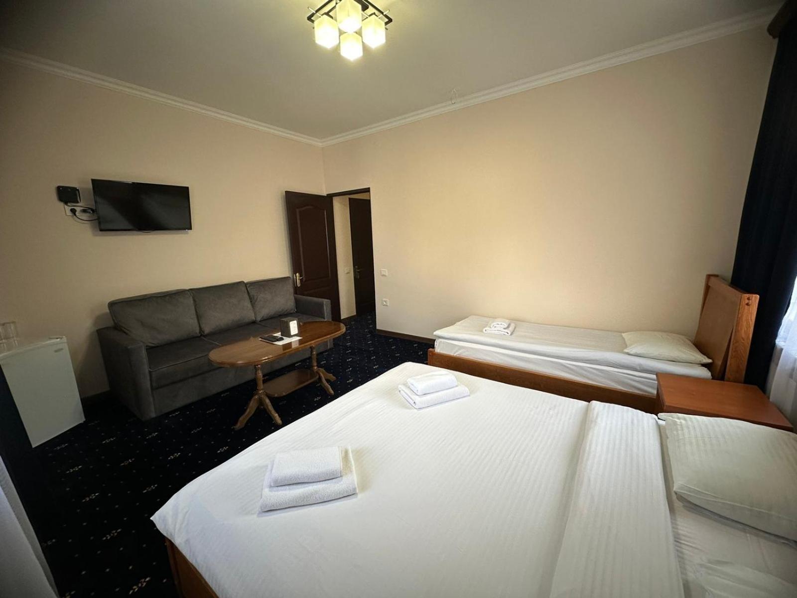 Hotel - Saya Tsaghkadzor Luaran gambar