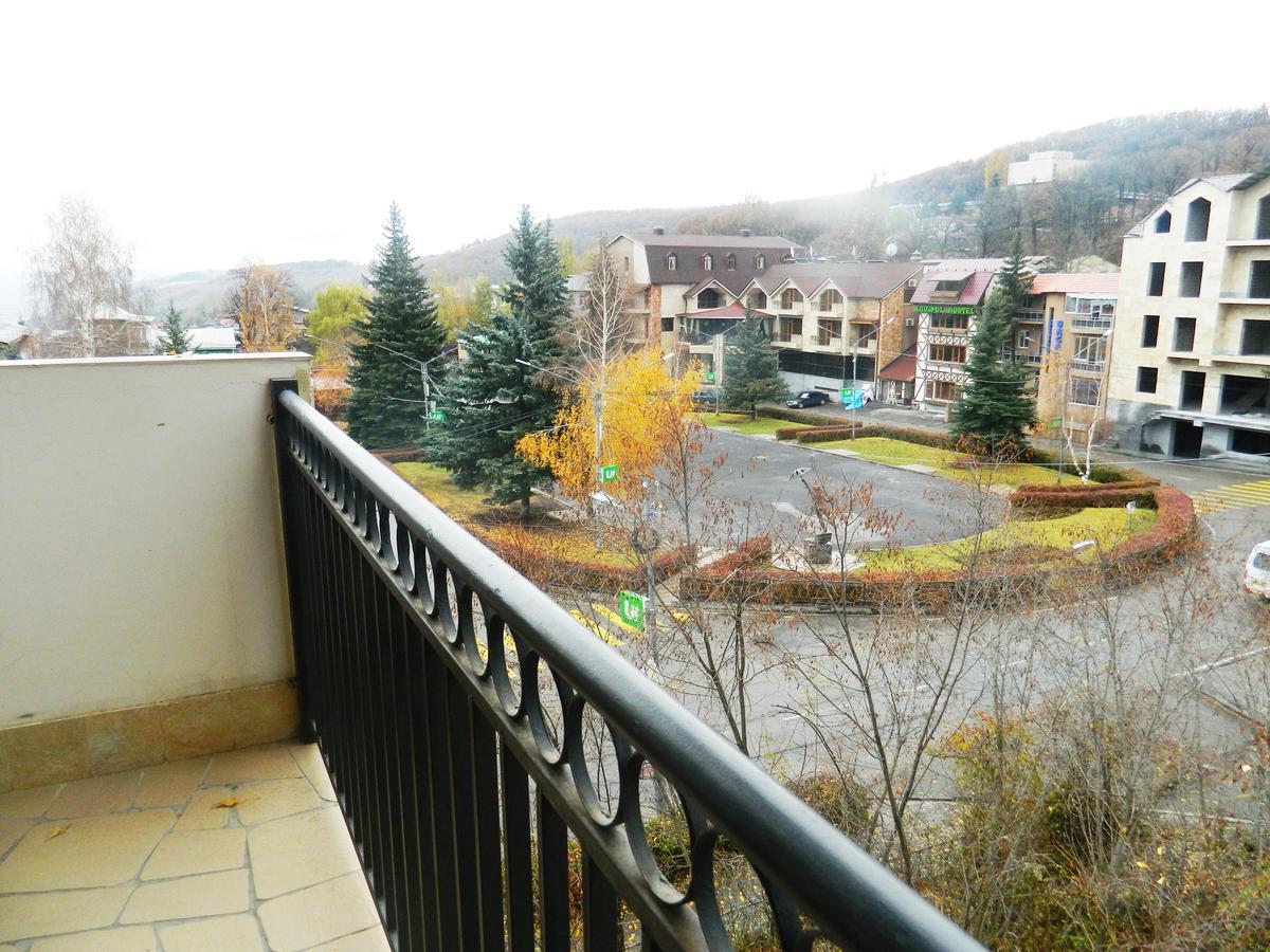 Hotel - Saya Tsaghkadzor Luaran gambar